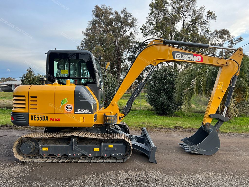 UNUSED XCMG XE55DA 5 75T EXCAVATOR BOBCAT LOADER KUBOTA CATERPILLAR