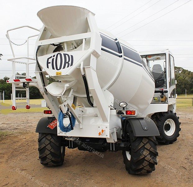 Fiori Db Concrete Agitator For Sale In Nsw Db Truck Dealers