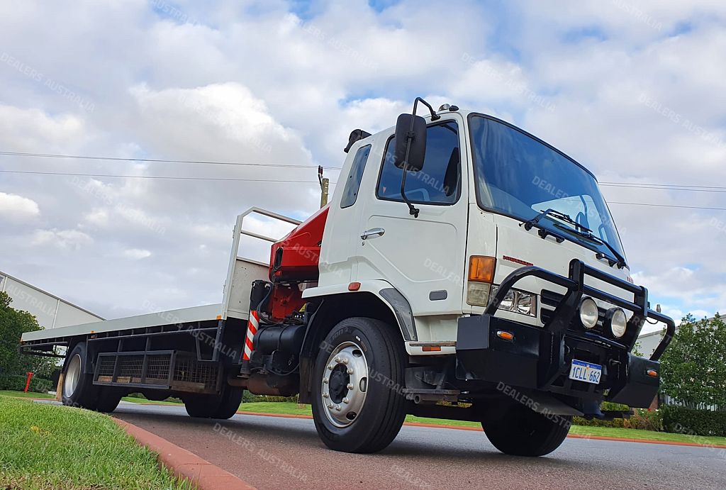 Бампер fuso fighter