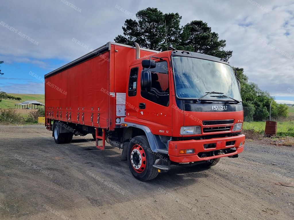 2006 Isuzu FTR Curtain side ** EX GOVERMENT** Truck, Trailer & Heavy