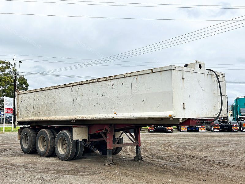 2013 Price TriAxle Tipper Trailer Truck, Trailer & Heavy Equipment