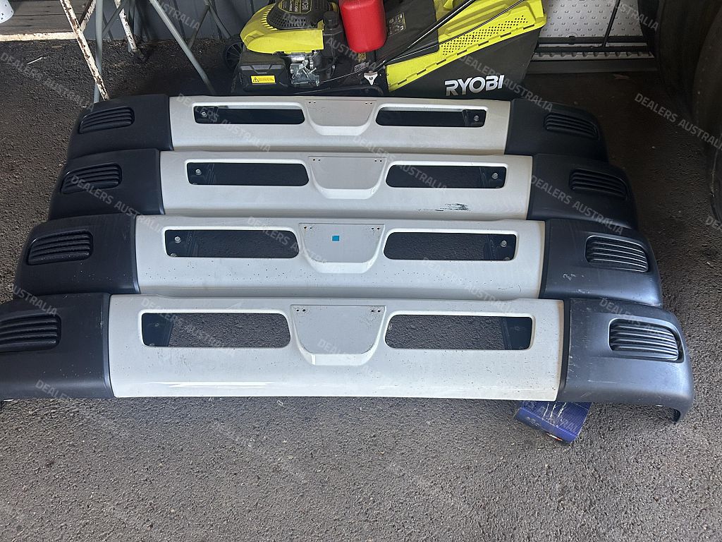 4 x Fuso Canter Bumper Bars for sale in VIC bumpers Truck Dealers
