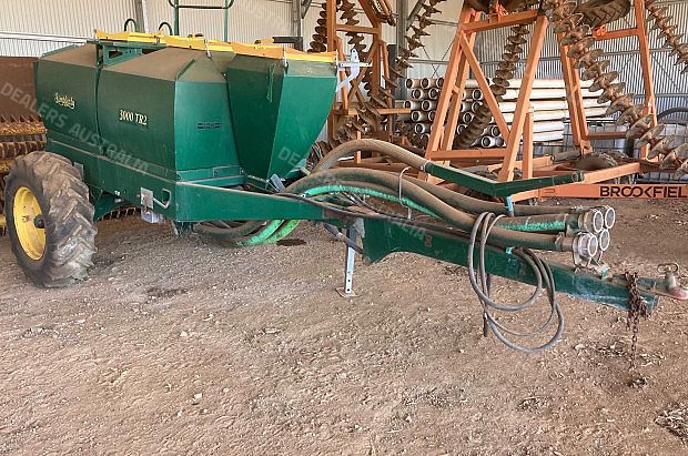 Simplicity 3000TR2 Air Seeder Cart for sale in QLD #BE04831 | Truck ...