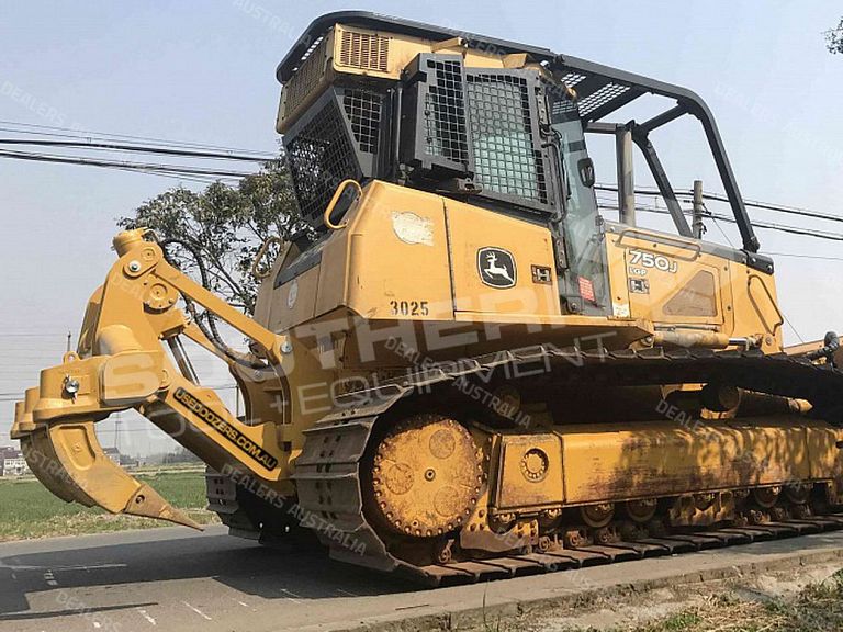 John Deere 750J Multi Shank Dozer Rippers for sale in QLD #ATTRIPPER ...