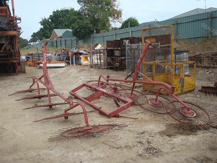 Vicon 10 Reel V Rake for sale in SA TE3056 Farm Dealers Australia