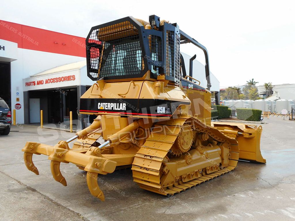 Caterpillar D5n Xl Bulldozer Cat D5 Dozer Forestry Package 7500 Hrs For Sale In Qld D5n Xl Bulldozer Cat D5 Dozer Forestry Package 7500 Hrs Farm Dealers Australia