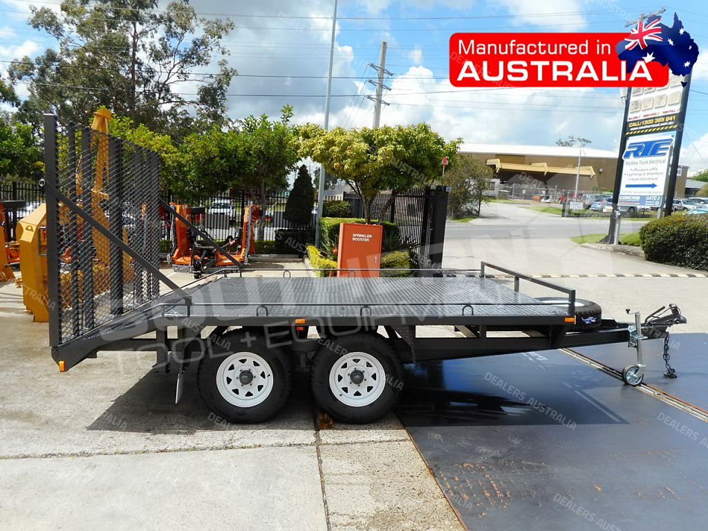 Interstate Trailers 4.5 TON Moffett Forklifts Plant Trailers / 4500kg