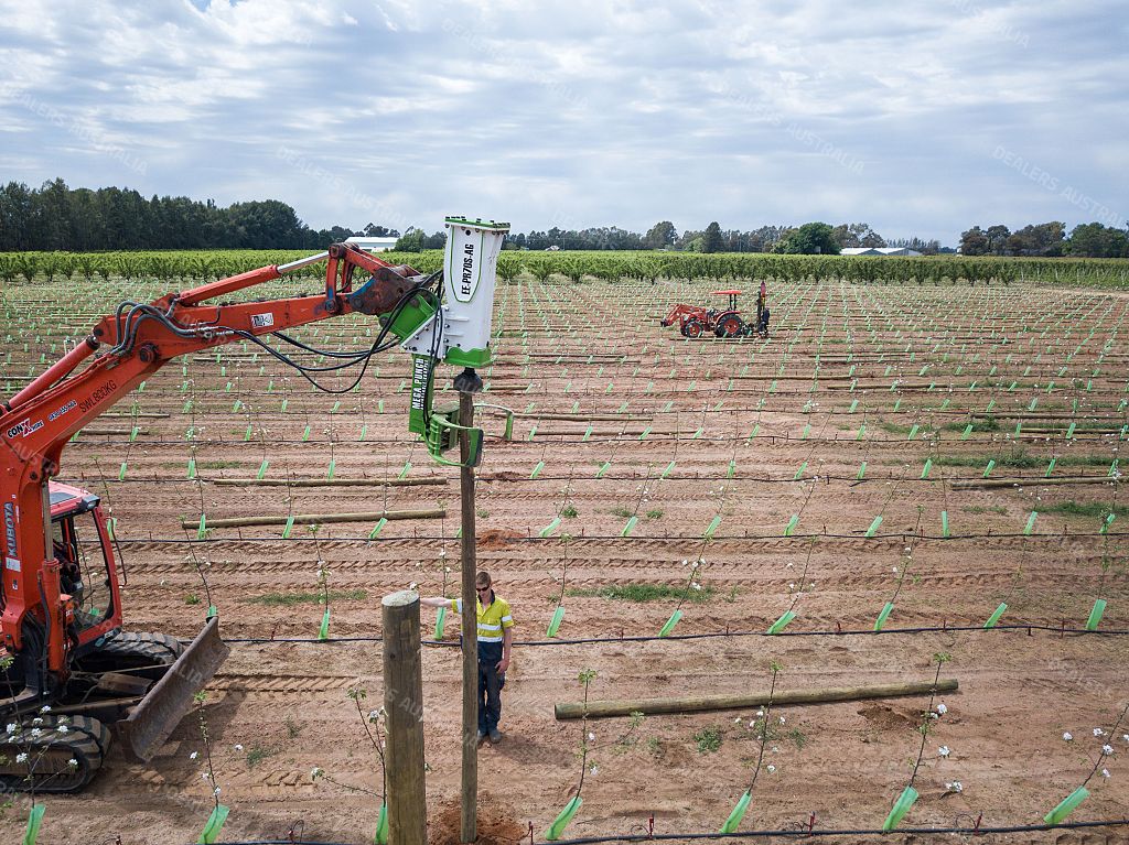 EEPR70SAG "Mega Punch" Post Rammer for Excavators for sale in QLD