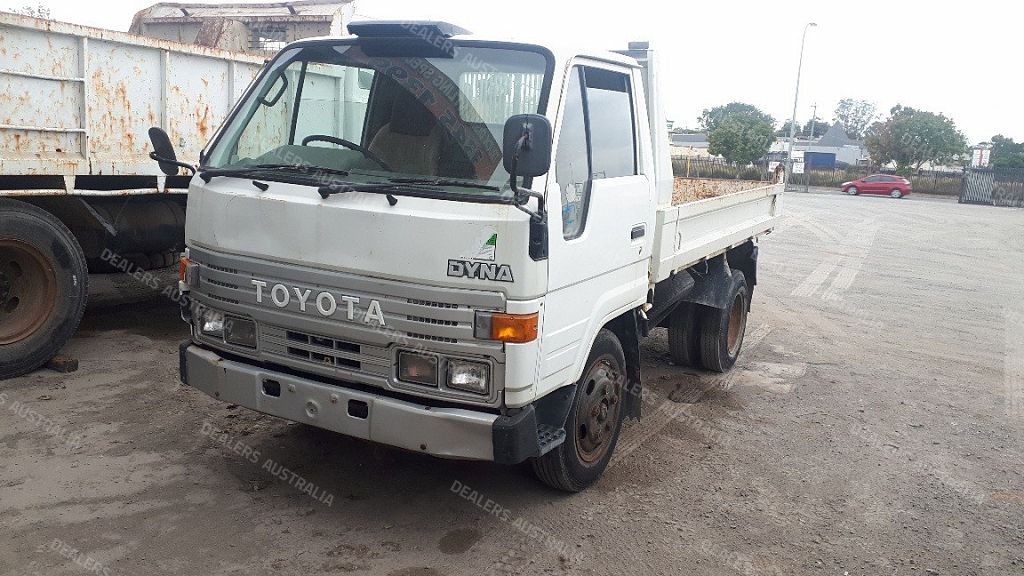 Toyota dyna 200
