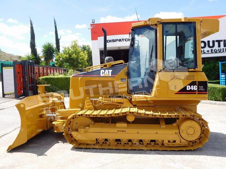 CATERPILLAR D4G XL Bulldozer / CAT D4 AC CAB for sale in QLD #D4G XL ...