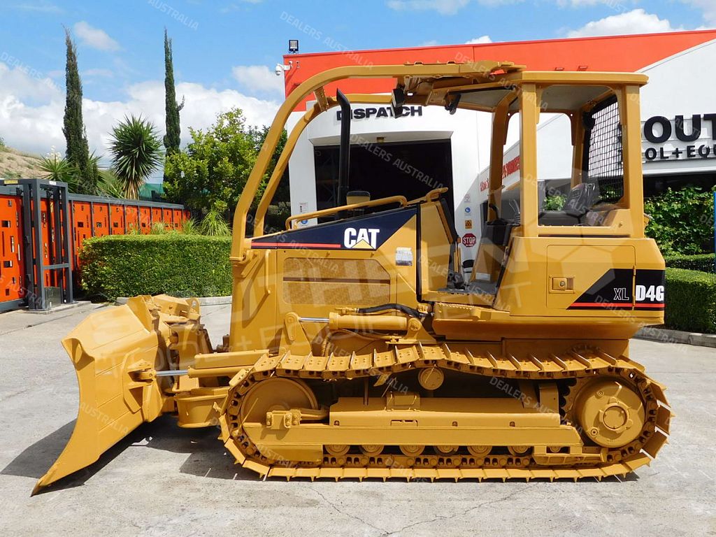 CATERPILLAR D4G XL Bulldozer / CAT D4 w Sweeps for sale in QLD #D4G XL ...