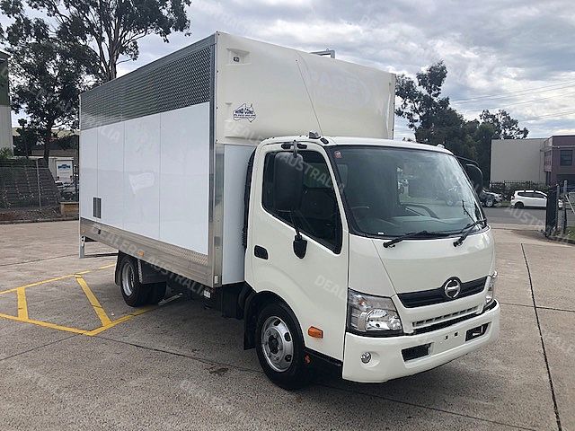 2018 Hino 300-917 6 PALLET PANTECH for sale in NSW #76T00ML | Truck