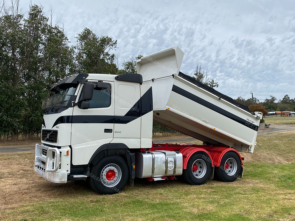 Volvo truck fh12