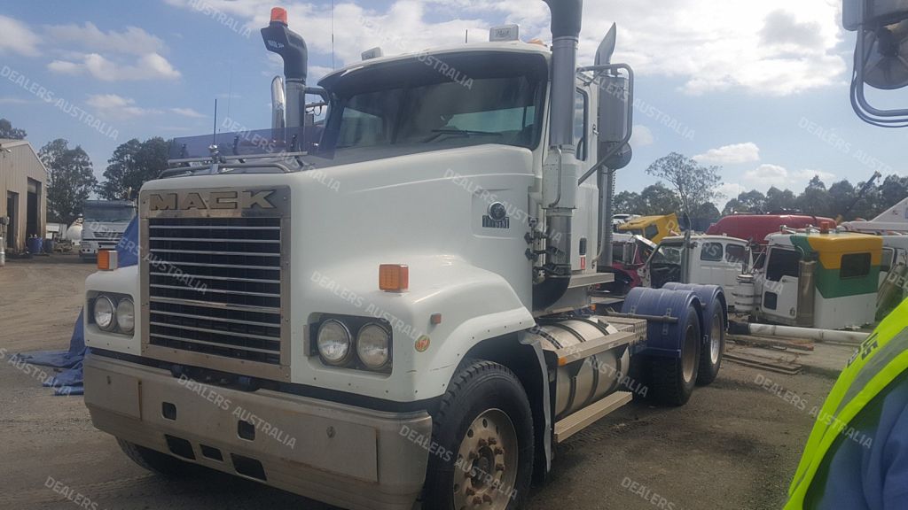 Used mack trucks for sale australia commkop