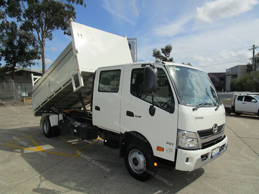 2020 Hino 300 921 CREW CAB TIPPER For Sale In NSW 76T00MS Truck 2020-hino-300-921-crew-cab-tipper-for-sale-in-nsw-76t00ms-truck