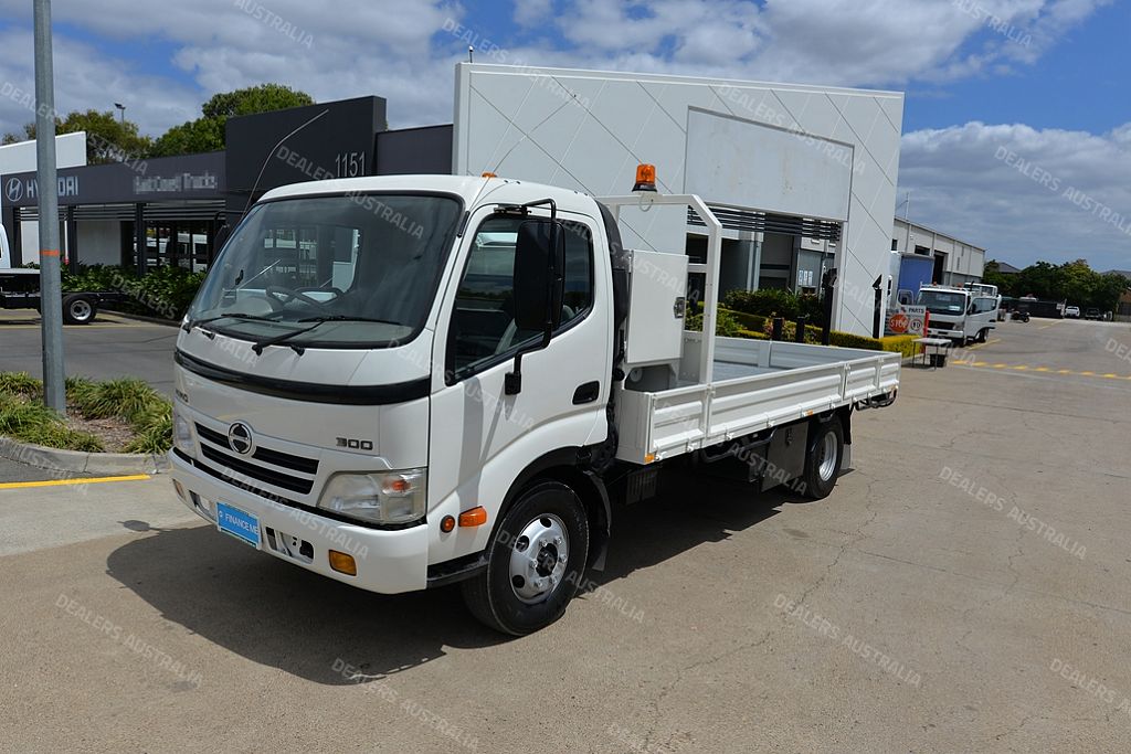 2008 HINO DUTRO 300 for sale in QLD 5994AHS01 Truck Dealers Australia 2008 HINO DUTRO 300 for sale in QLD 5994AHS01 Truck Dealers Australia